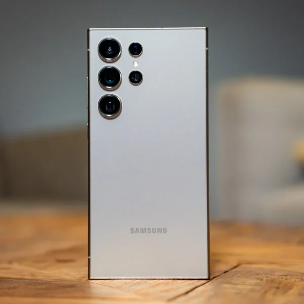 Mobile Phone - Image 3